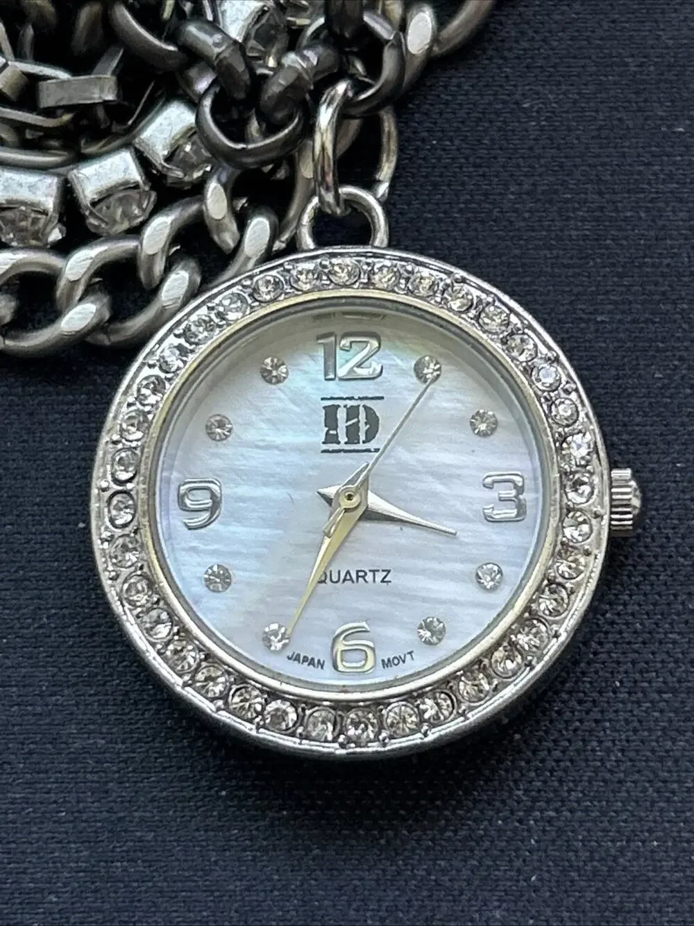 ID MOP Dial Chain Bracelet Womens Quartz Watch